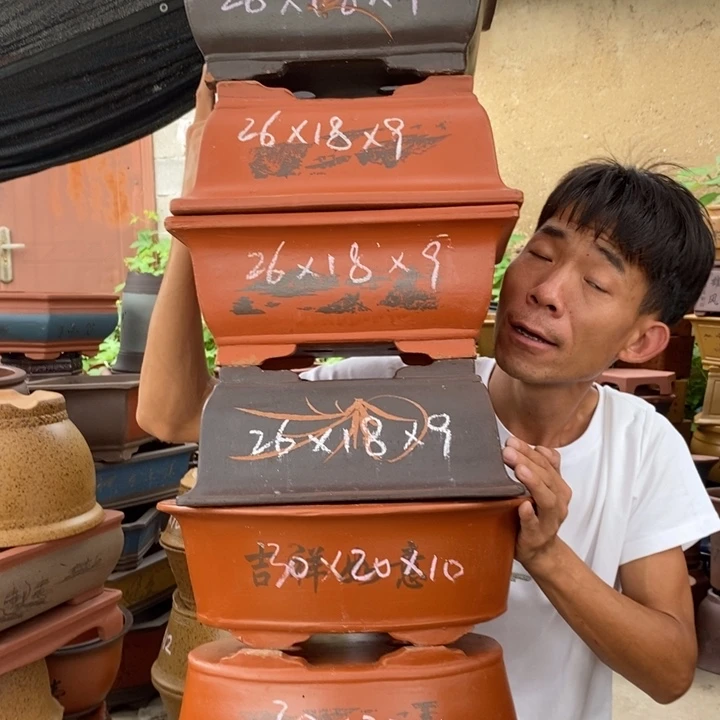 紫砂花盆紫砂艺术学院的学生时代