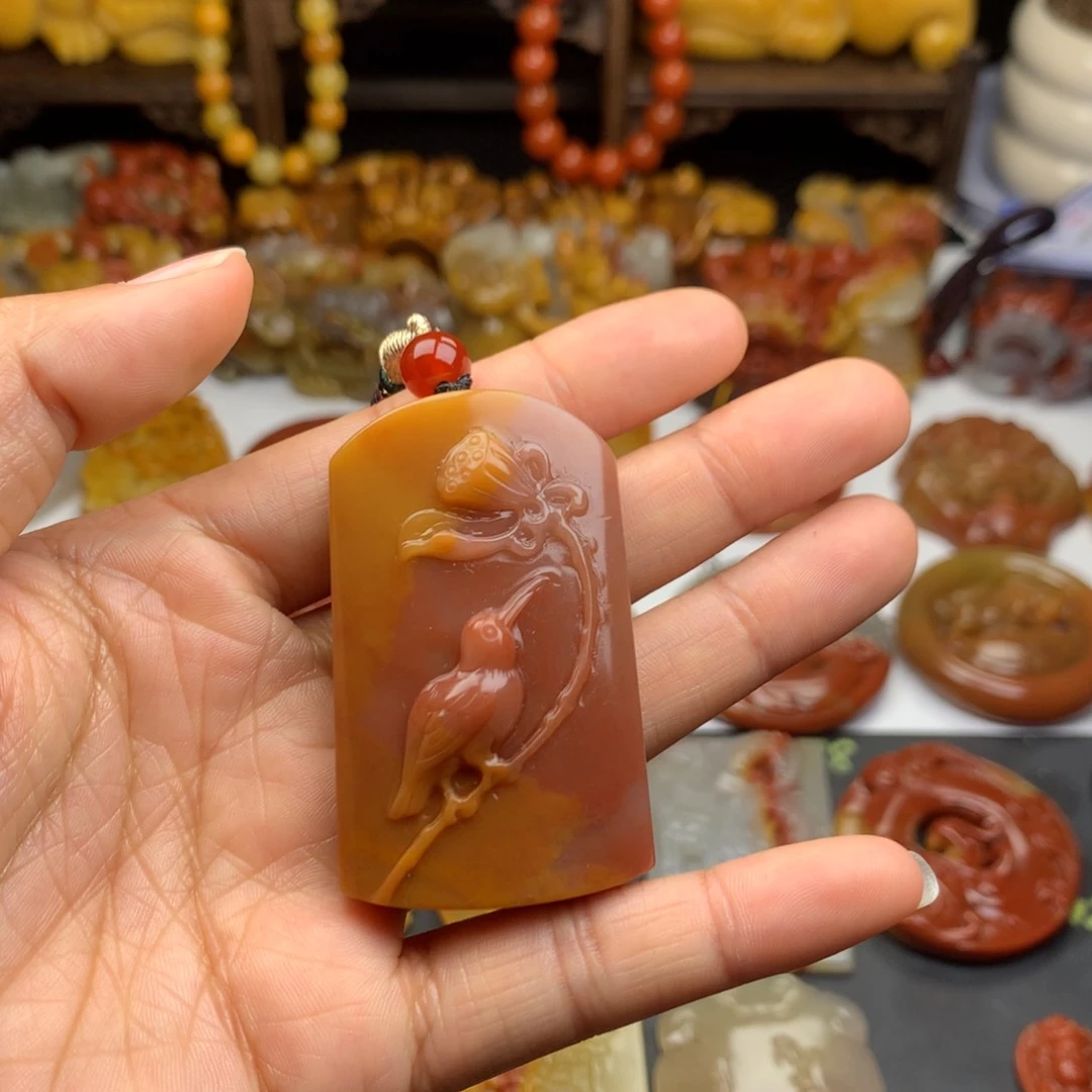 石英质玉（黄龙玉）挂件未镶嵌