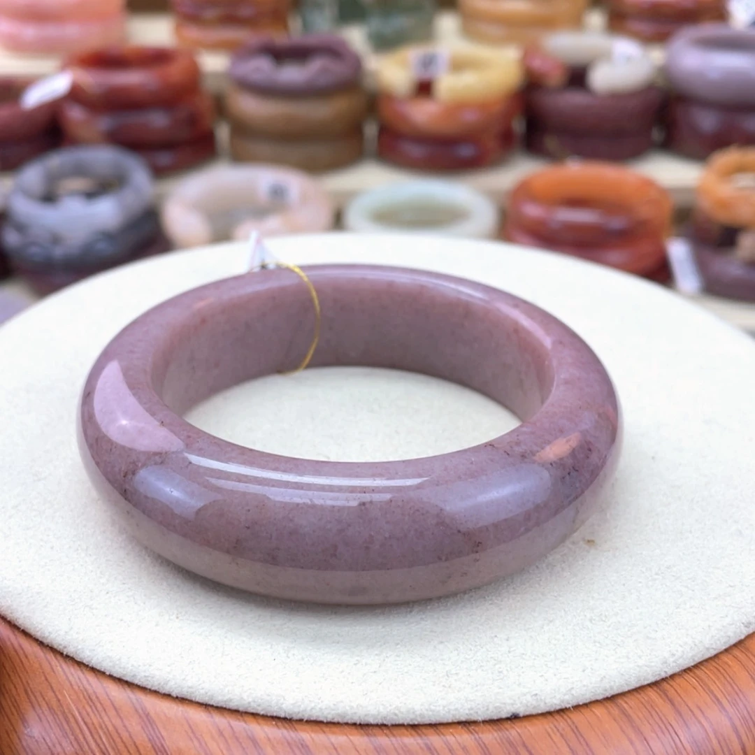 【闪购商品】石英质玉手镯未镶嵌S****e