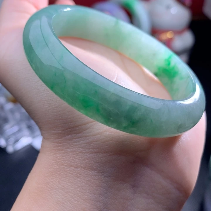 定制翡翠翡翠手镯未镶嵌