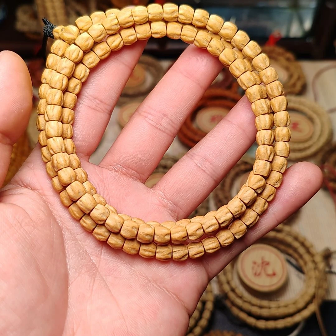 柏香籽/百香籽吊坠爱****馆