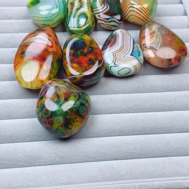 笑***城未镶嵌玛瑙/玉髓珠宝奇石