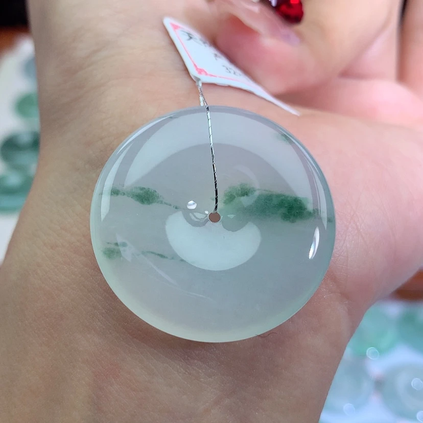 【闪购商品】翡翠吊坠(不含链)未镶嵌