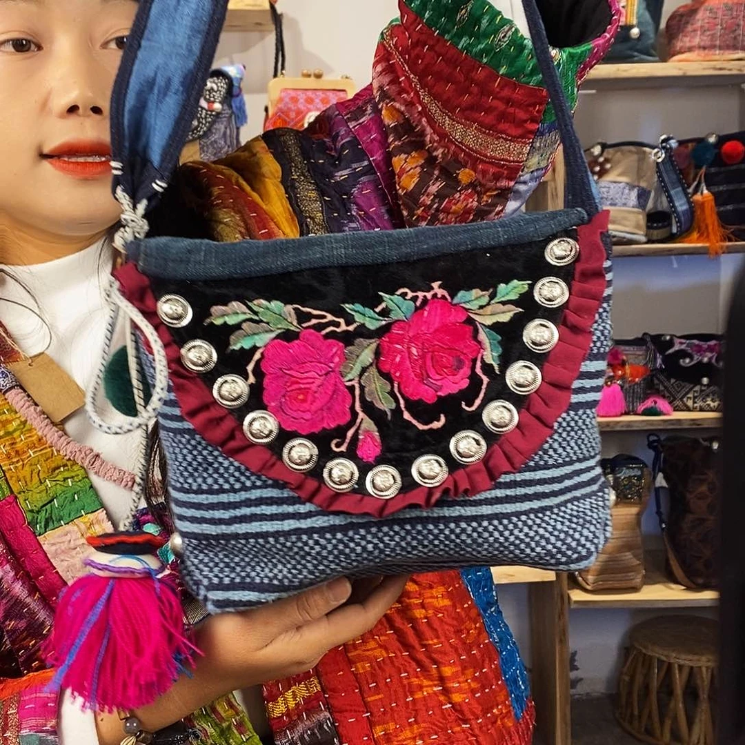 织绣手工制作工艺包包