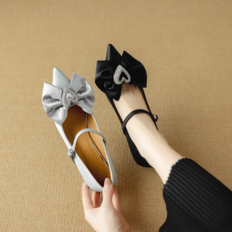 7CM水钻心型扣件高跟鞋是细跟尖头春夏仙女风蝴蝶结单鞋浅口百搭