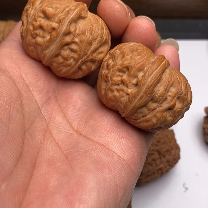 辛***轩手串/手链核桃元宝狮子头42尺寸