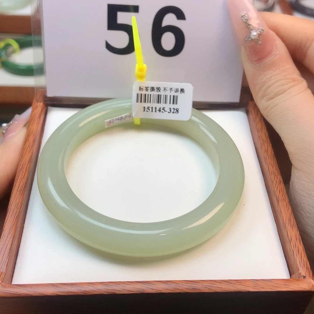 和田玉未镶嵌手镯20。 56 57