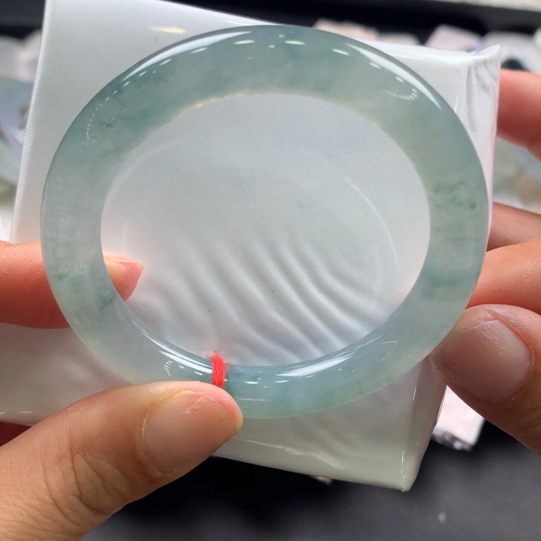 翡翠未镶嵌手镯50.4圆条