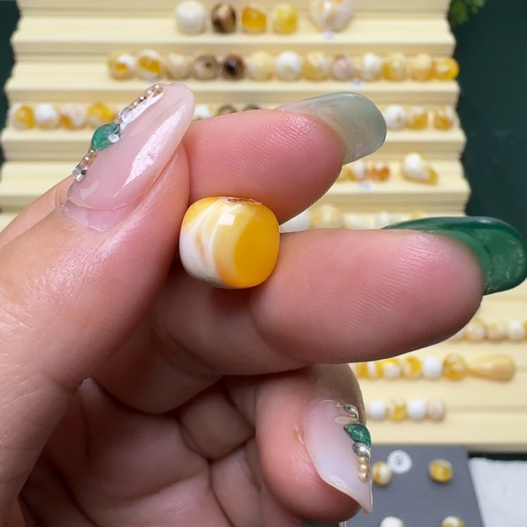 未镶嵌琥珀裸石橘瓷白老型11