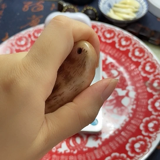 荞***粑瓷片老乡收藏级别的物件