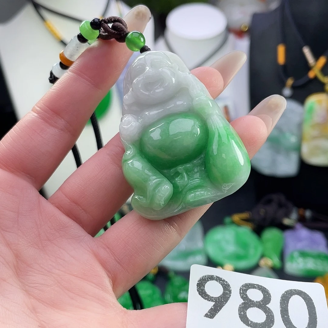 翡翠未镶嵌吊坠(赠链)