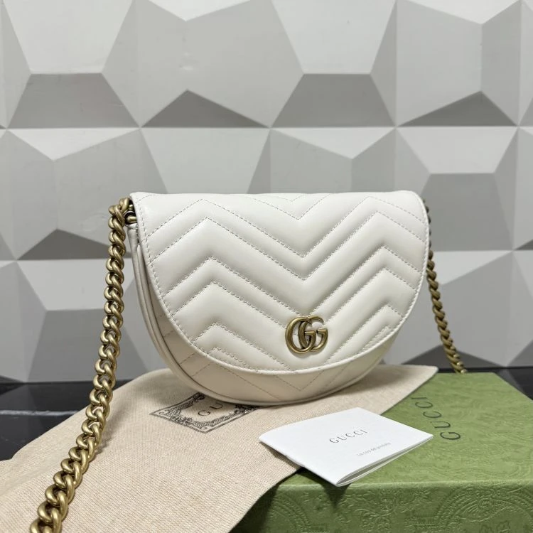 95新/古驰/C14049943111/[251218CZ02]