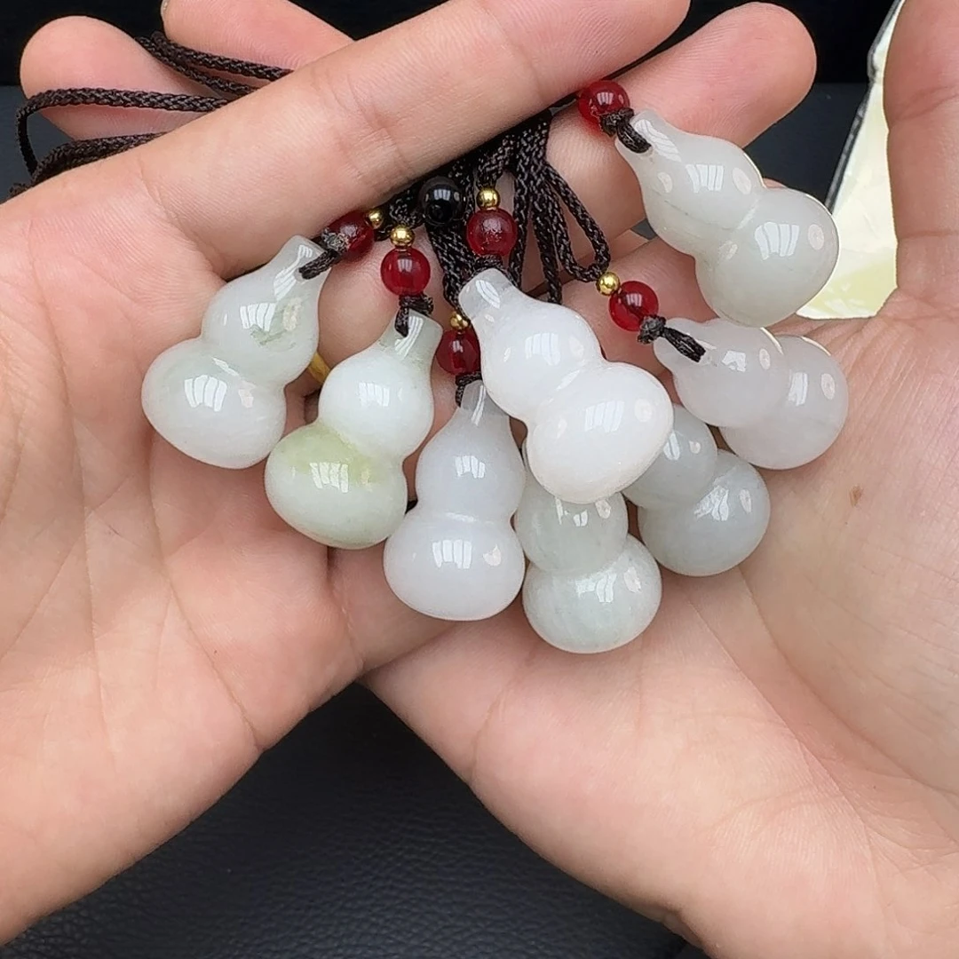 未镶嵌手链翡翠准备好了吗