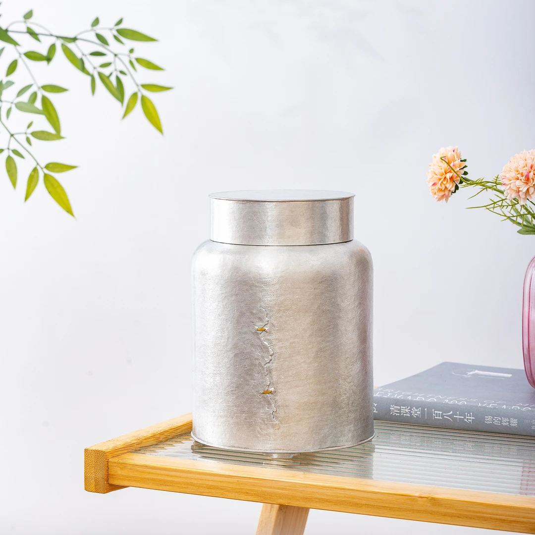 蜂鸟工坊 锡雕侠侣 锡器 豁达茶叶罐（素款白色） WCXHC425
