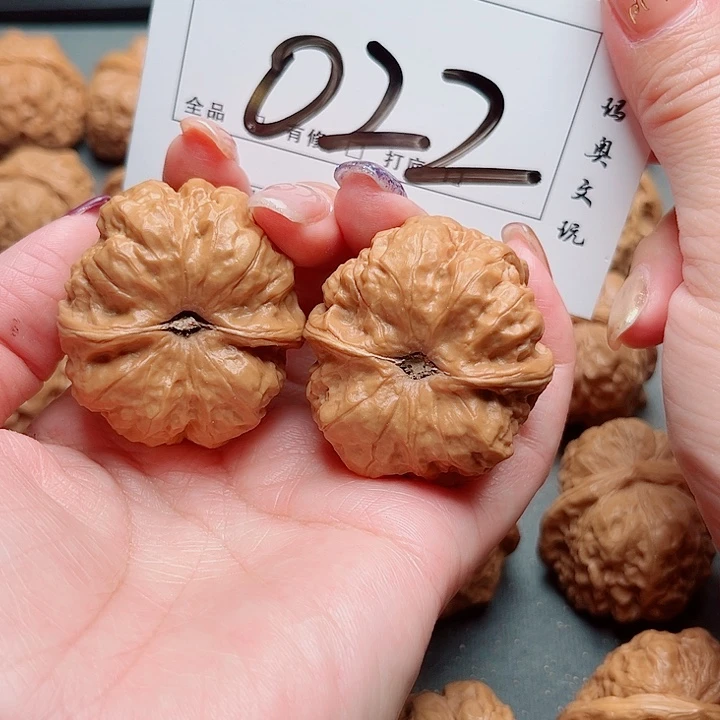 文玩核桃吊坠叮*022号 38尺寸