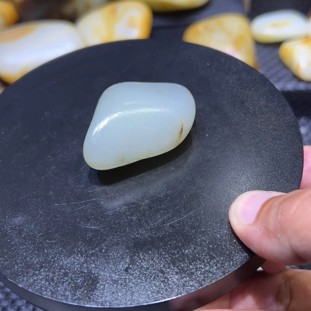 和田玉（子料）未镶嵌颈饰41