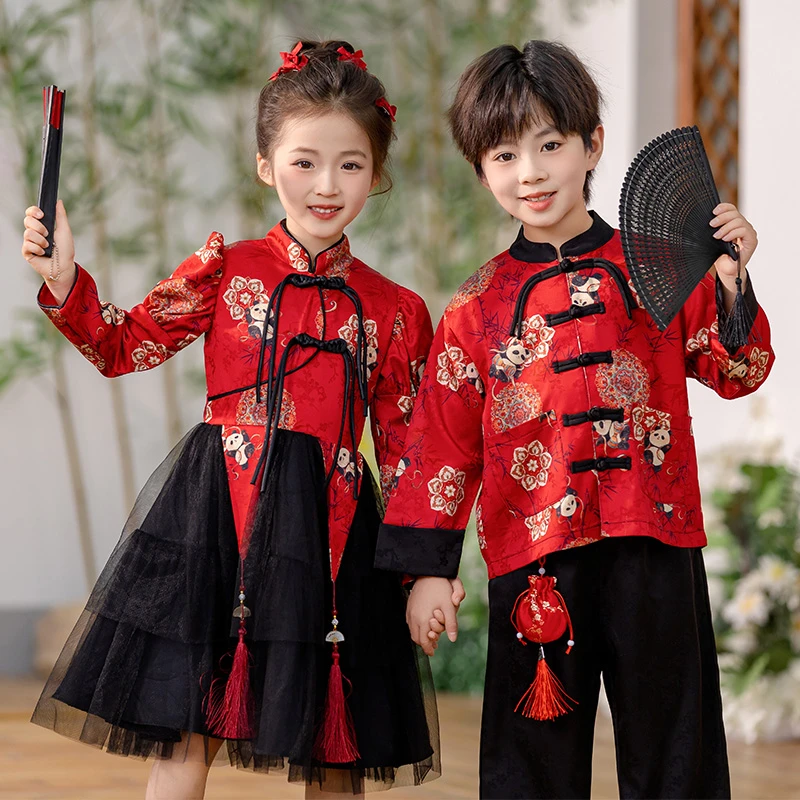 男女宝宝新中式国风表演服新款洋气时尚幼儿园开学唐装礼服两件套