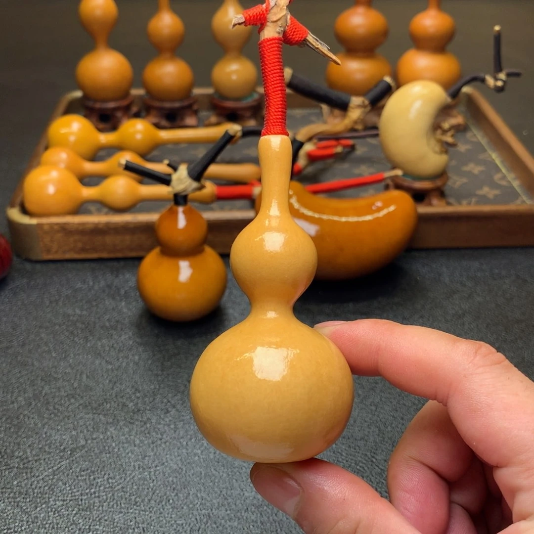 染****作天然植物保护研究所所长的