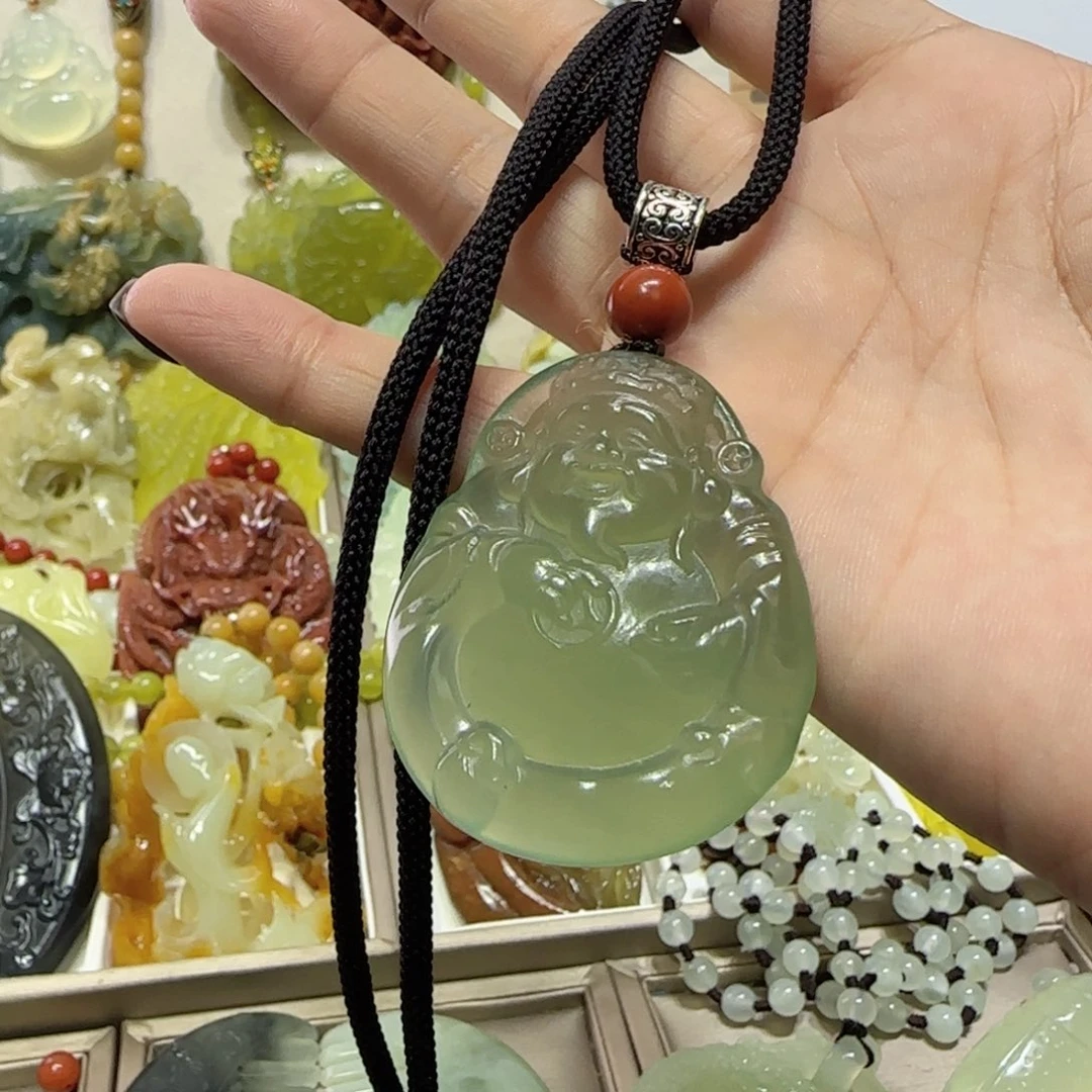 未镶嵌蛇纹石玉吊坠