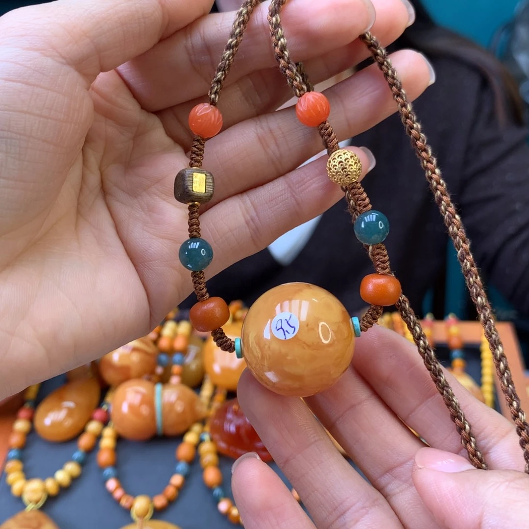 蜜蜡未镶嵌颈饰天然