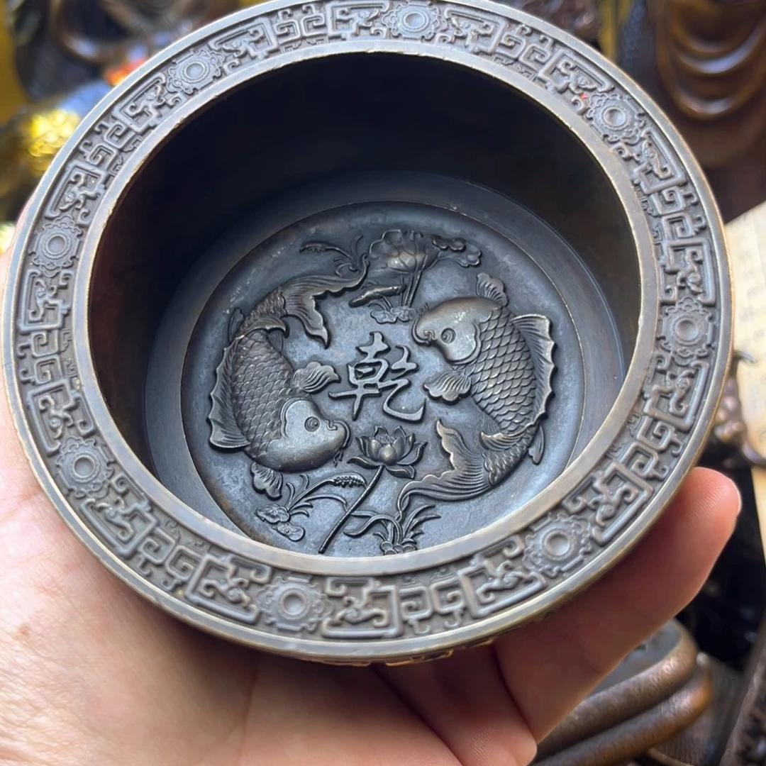 秦****肉精品铜器精品摆件