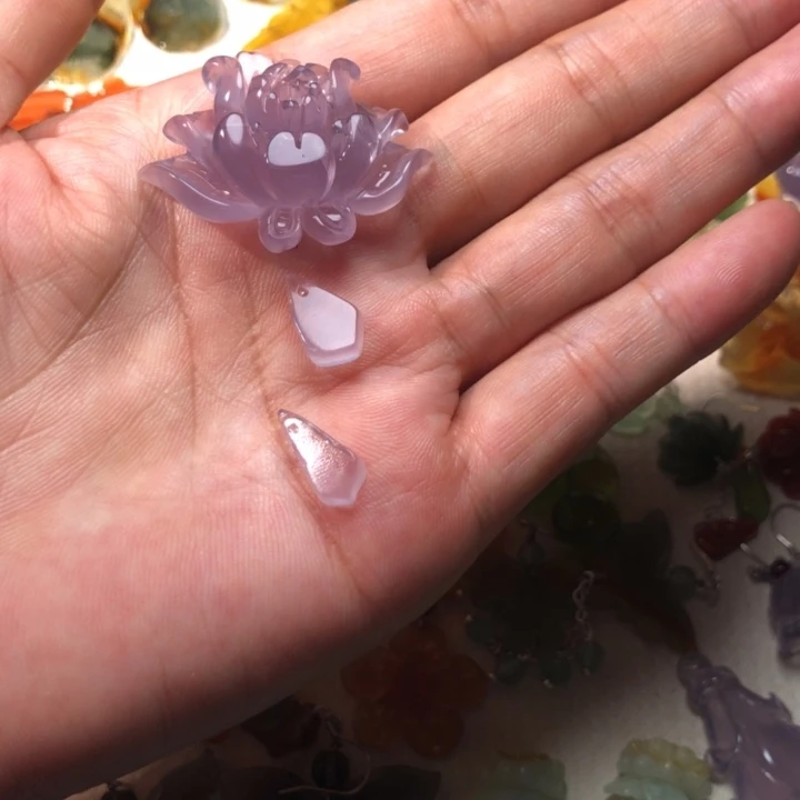 小***子未镶嵌蛇纹石玉耳坠