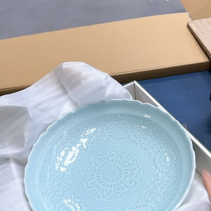 大*牛瓷器。
