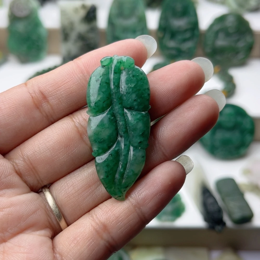 幸***乐独山玉未镶嵌挂件