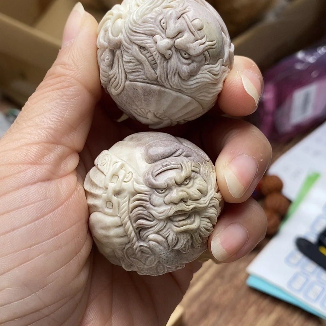 鹿骨把件10号钟馗手球