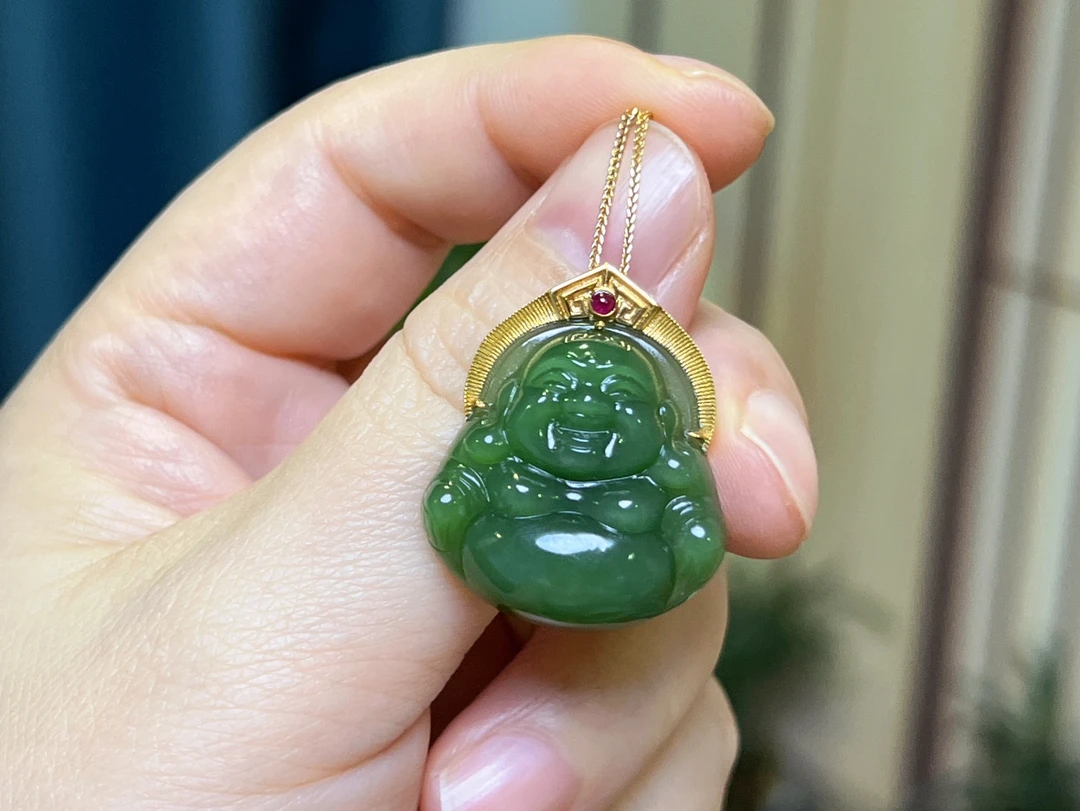 【玉缘汇】精品18k金和田玉碧玉辣绿佛公25mm简约大方（不含链子