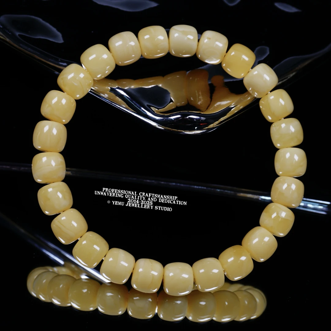 9.5毫米浓郁芝士奶糖白老型单圈 一物一拍 天然俄料蜜蜡