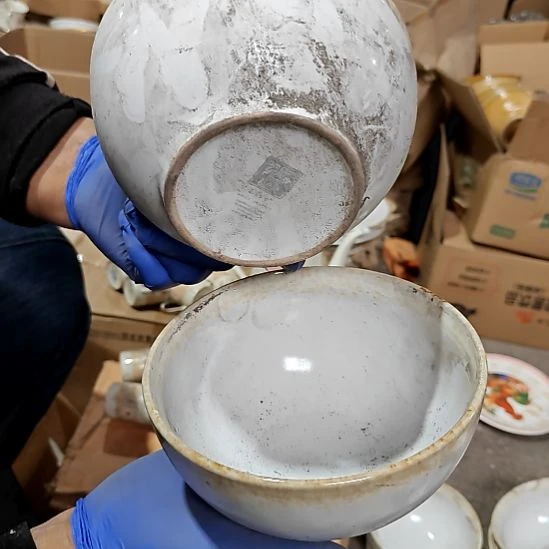 好***姐盘子碗茶壶啥都有