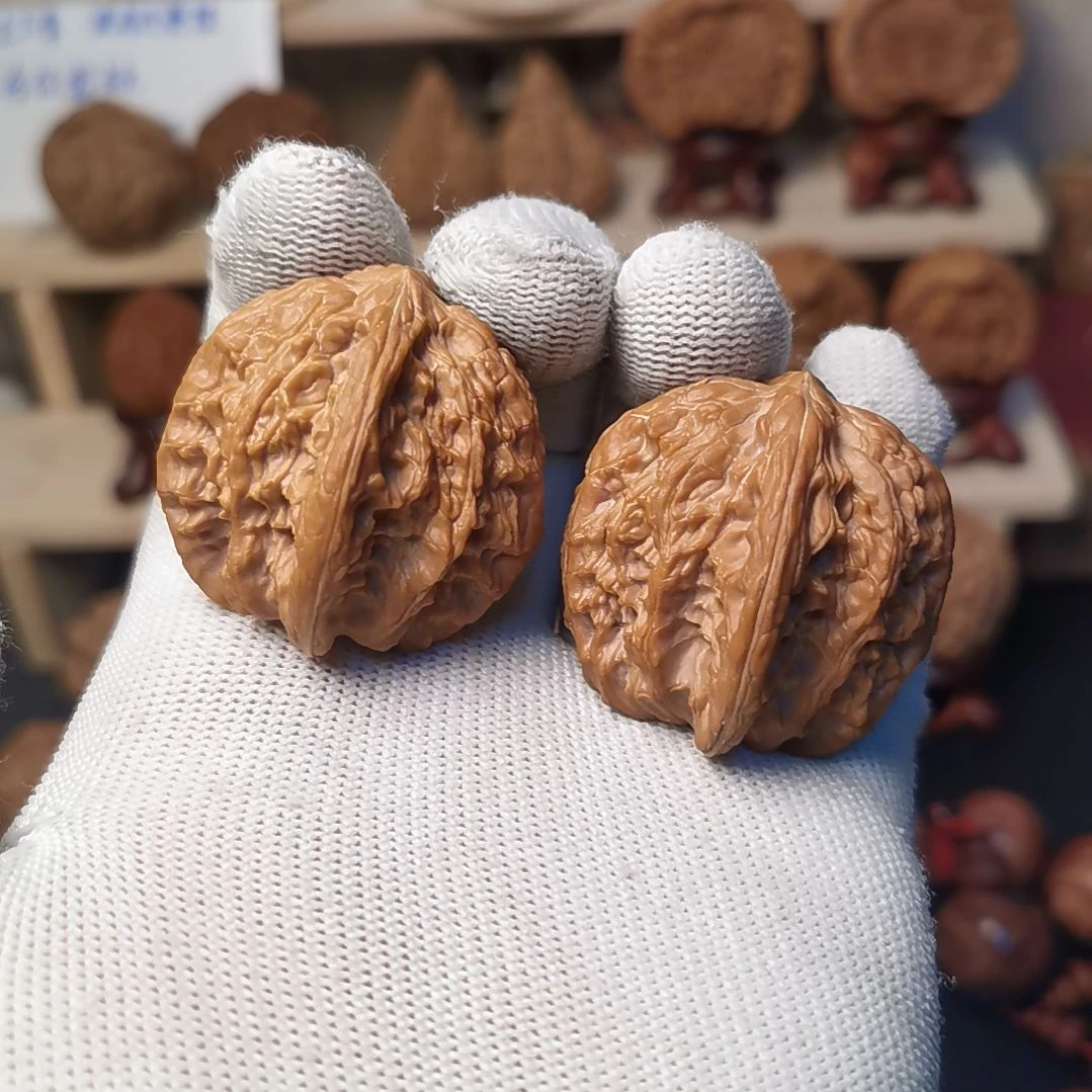 核桃文玩核桃高端小众山地红皮磨盘40尺