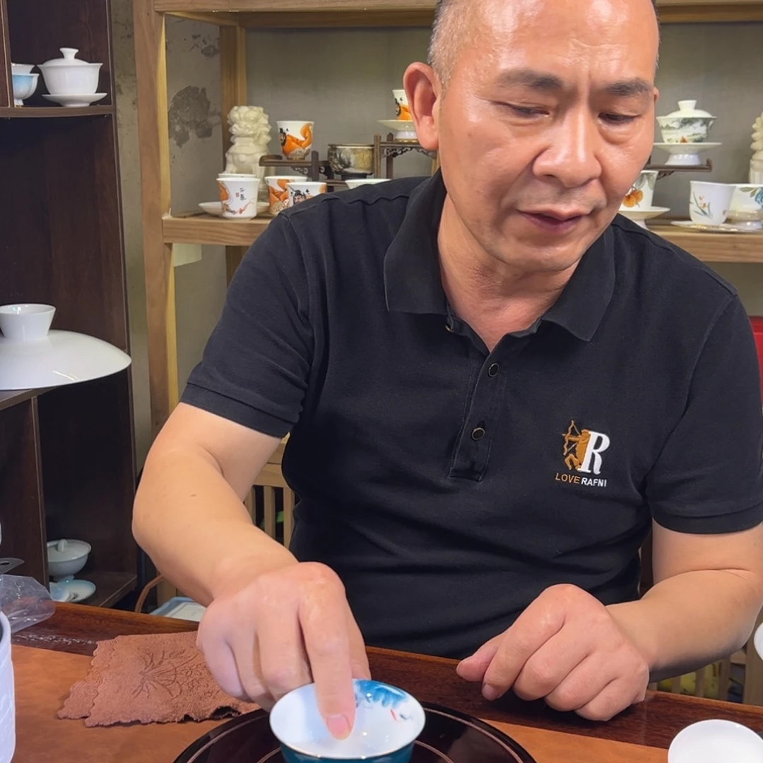 手绘杯子手绘杯子