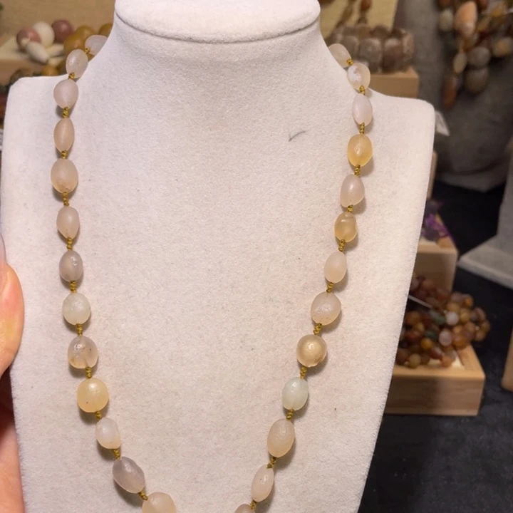 玛瑙/玉髓未镶嵌颈饰