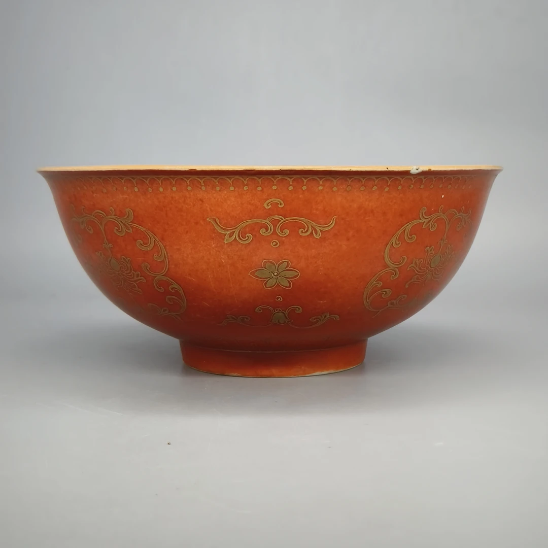 42502046*清乾隆珊瑚红釉描金缠枝莲纹碗/瓷器四