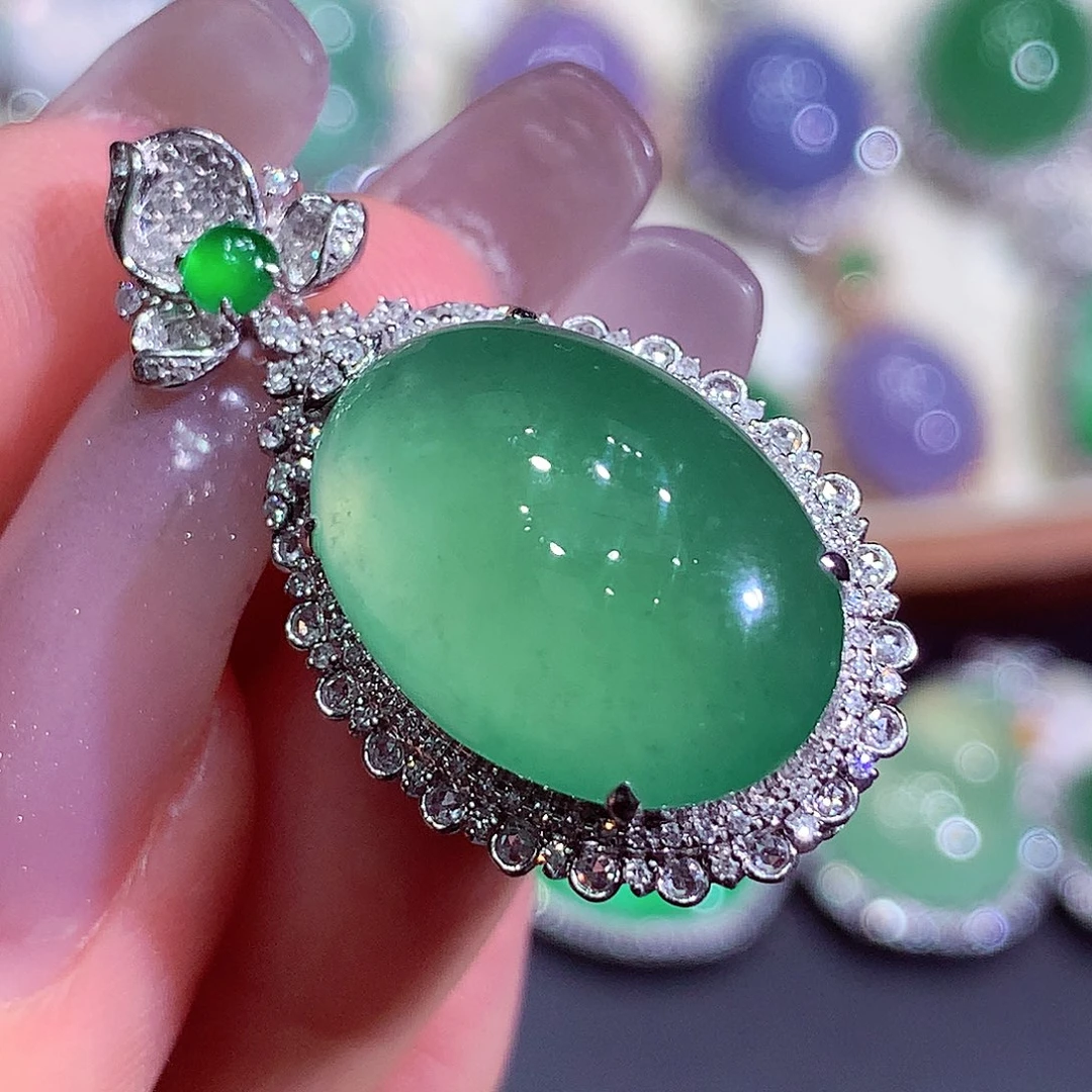 翡翠18K金镶嵌吊坠(不含链)