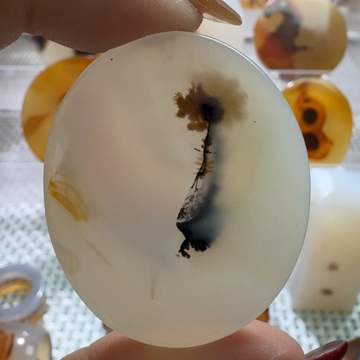 玛瑙/玉髓未镶嵌项链