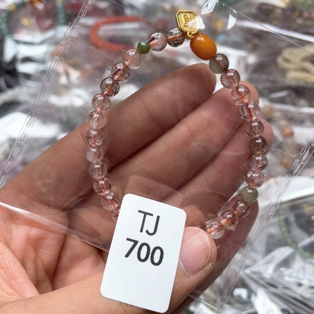 水晶多样性发一只未镶嵌