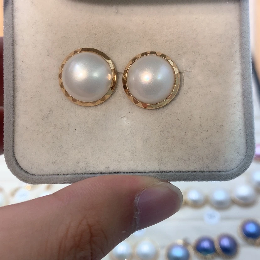 【闪购商品】耳饰拼合珍珠（马贝珠）18K金镶嵌