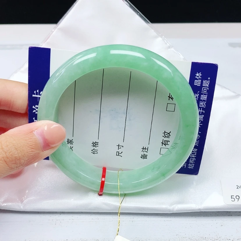 【闪购商品】翡翠手镯未镶嵌59.5圈