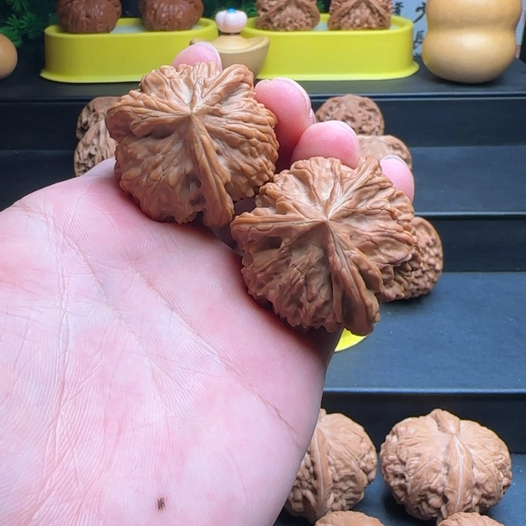 文玩核桃吊坠40御龙球奔