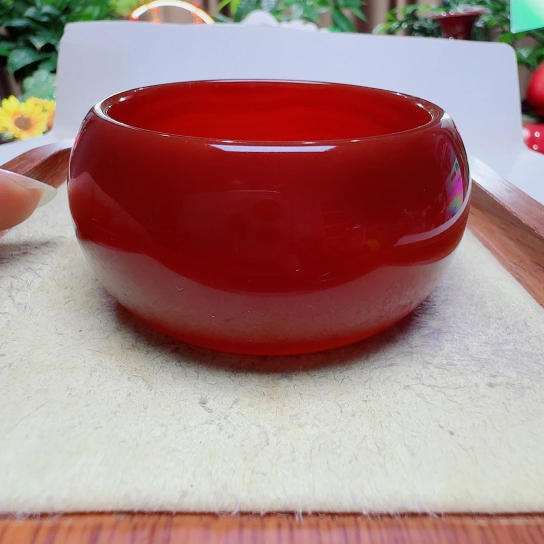 格***赢玛瑙/玉髓未镶嵌手镯