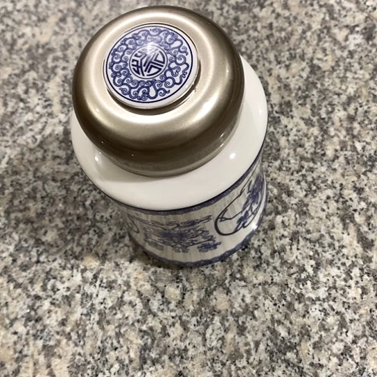 紫砂陶瓷材料研究中心