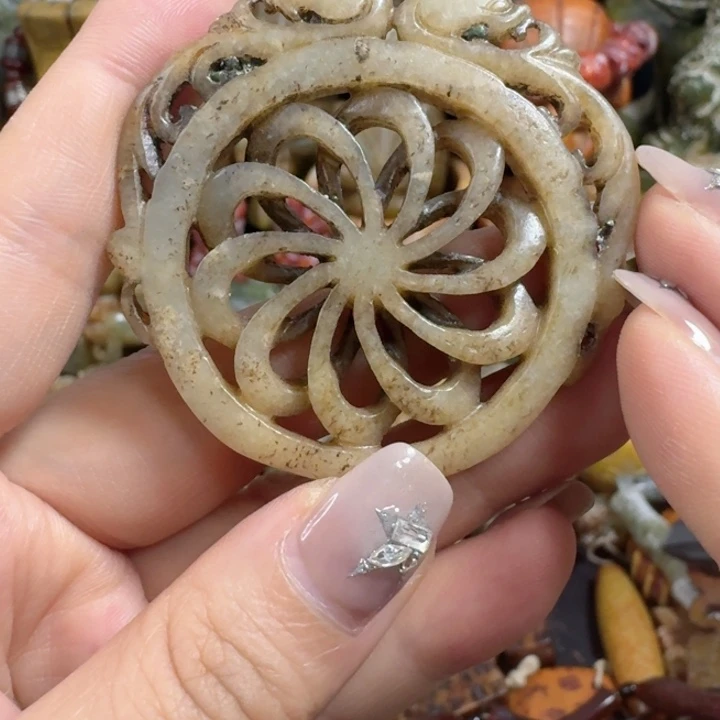 和田玉未镶嵌珠宝半成品