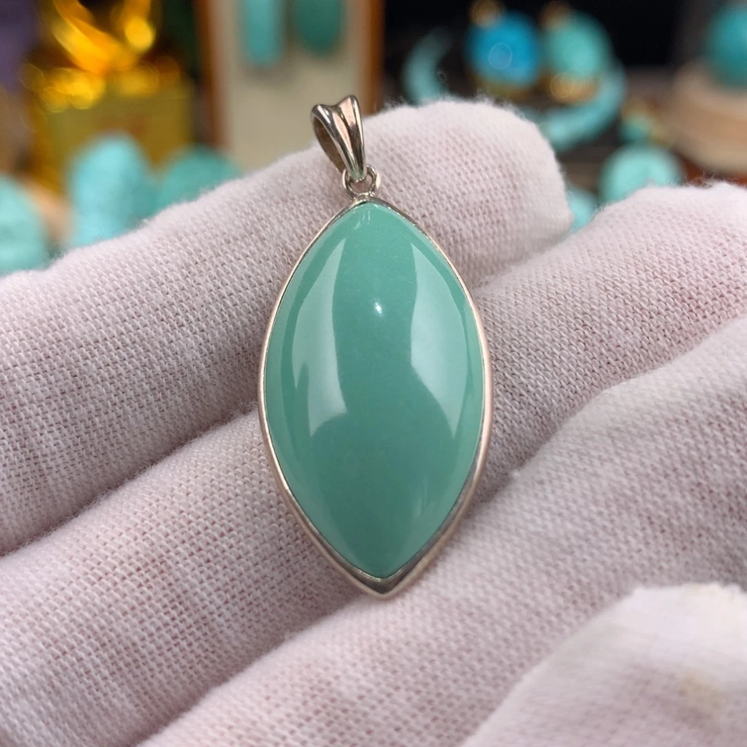 绿松石未镶嵌吊坠