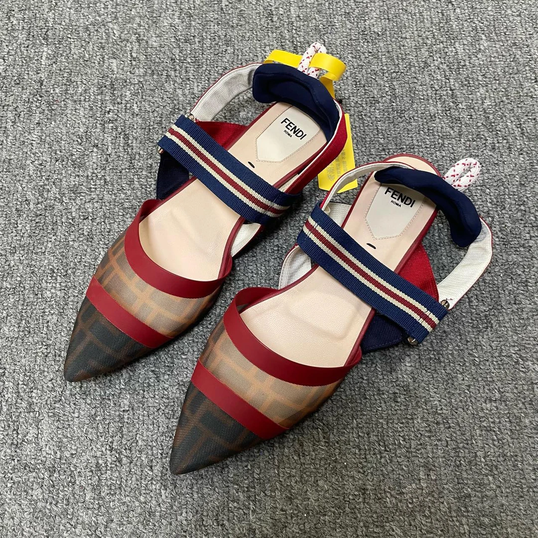 95新 FENDI/芬迪 Colibrì Lite 尖头松紧带休闲单鞋 38码/7106