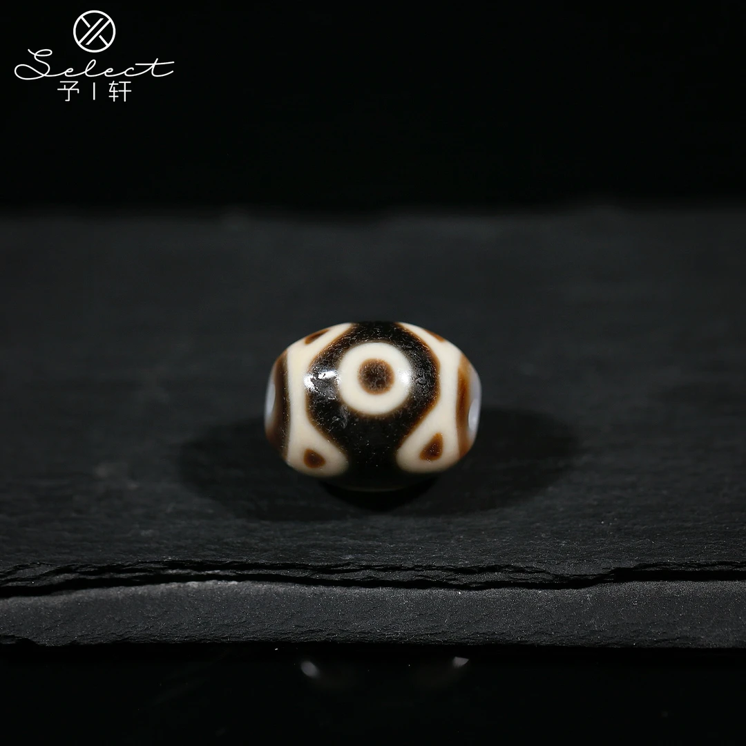 予轩出品；台一上肯老超顶全品金刚莲花三眼达洛20*16mm天珠吊坠