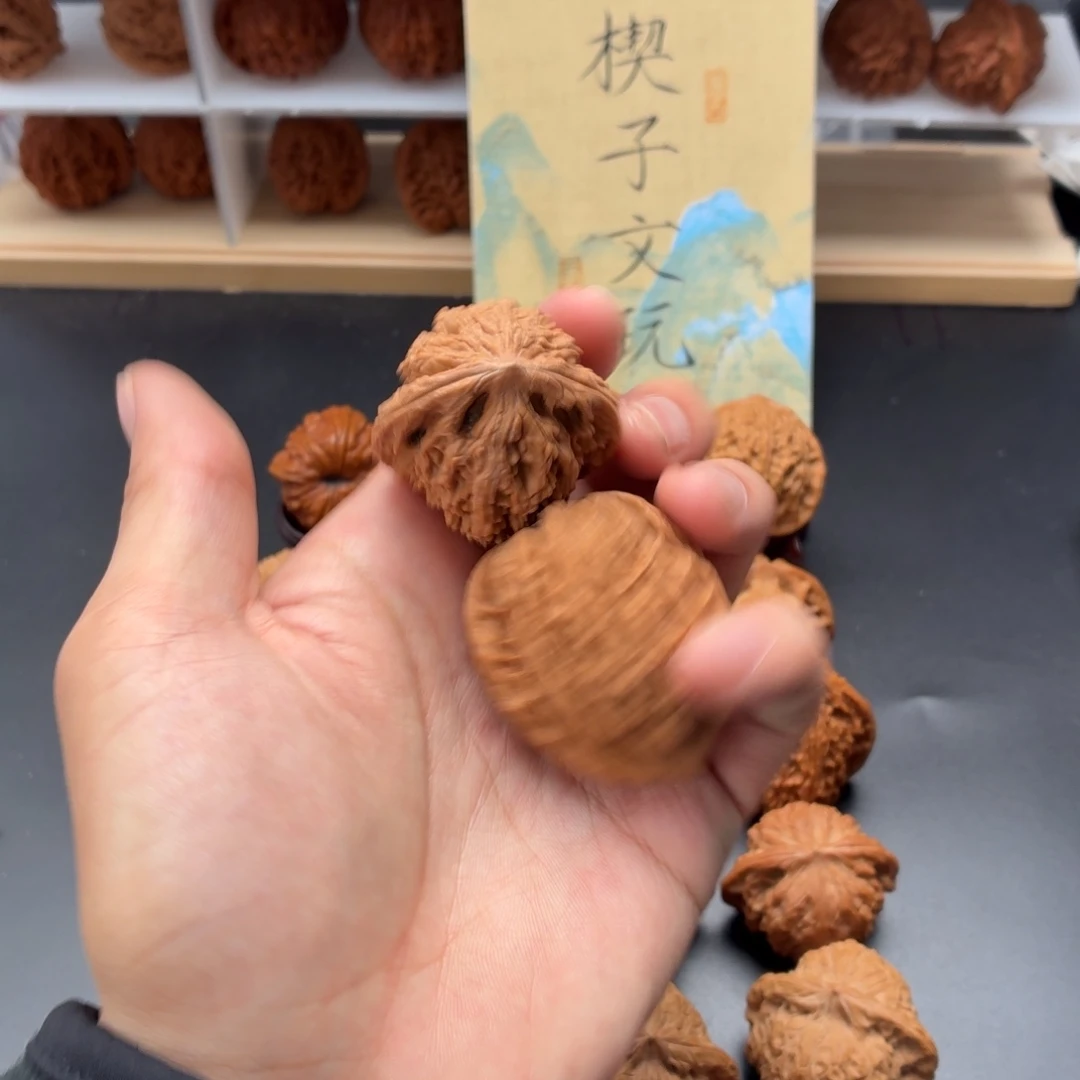 文玩核桃把件麦虎40全品