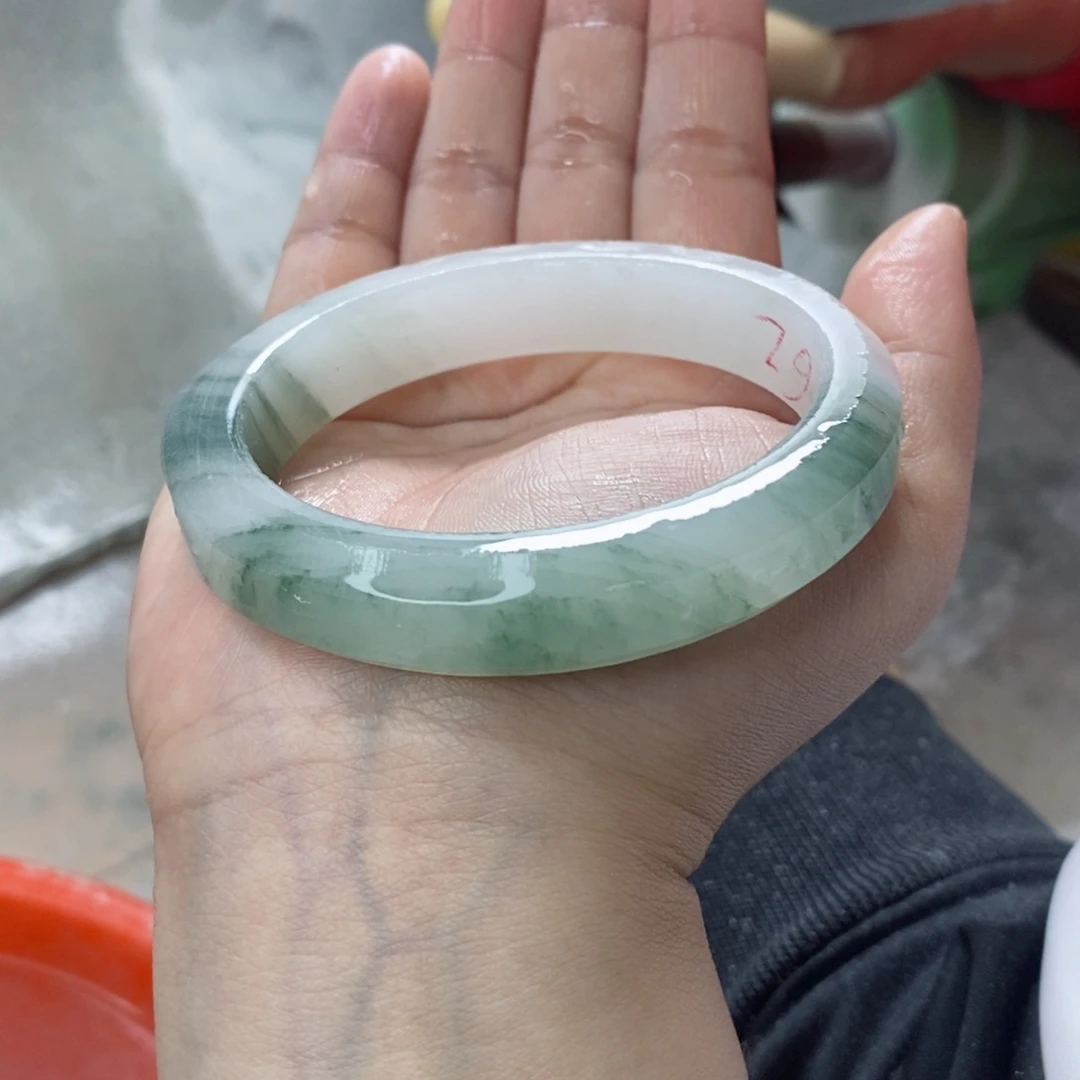 石英质玉手镯未镶嵌快*风定制